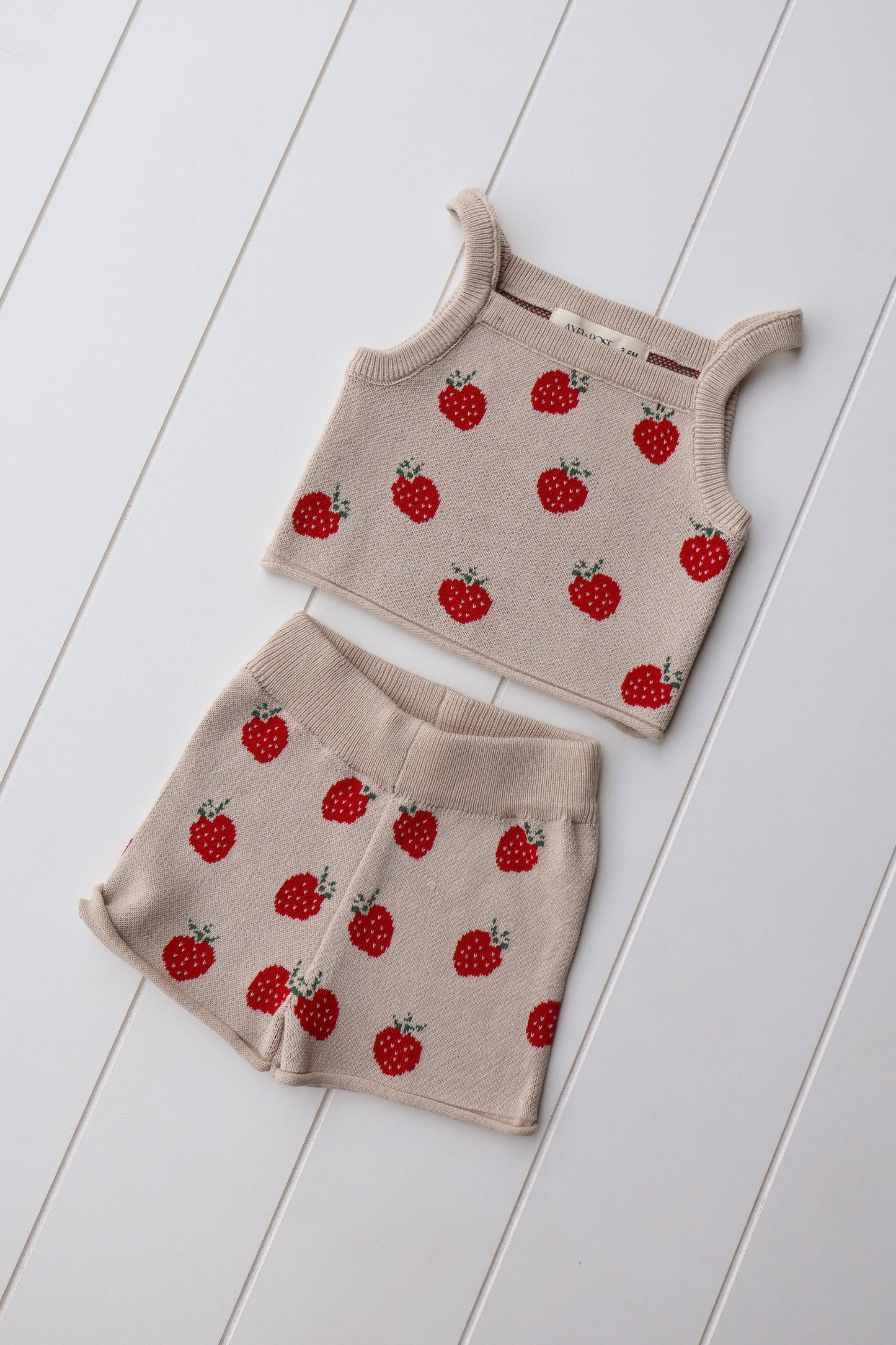 KNIT STRAWBERRY TWO PIECE SET