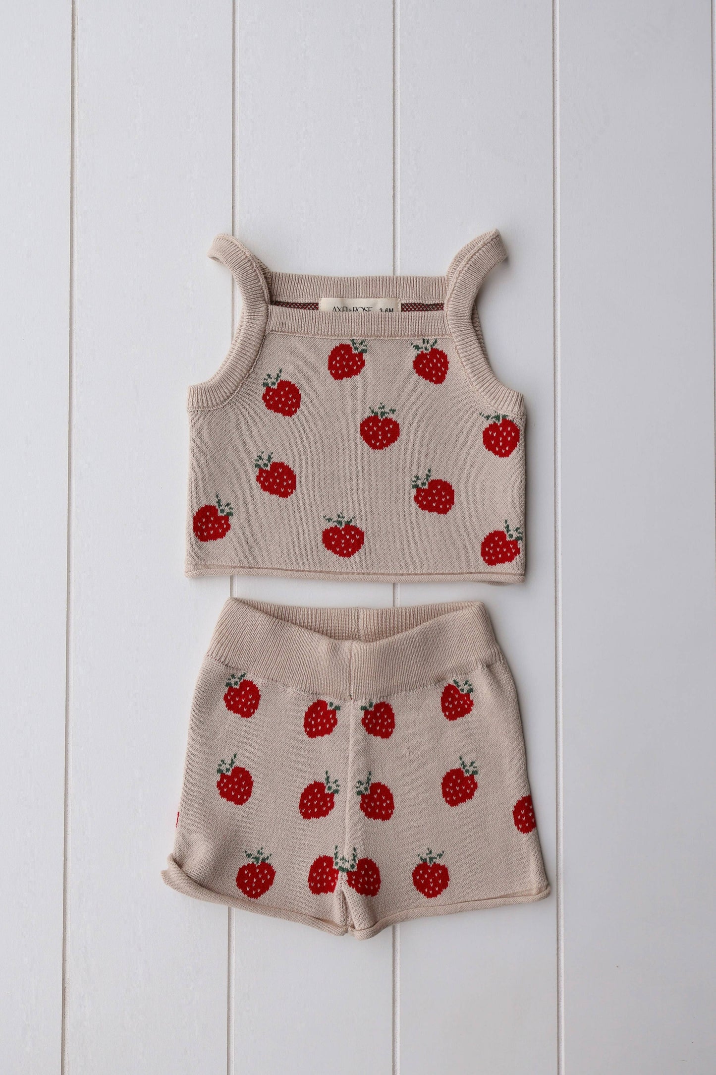 KNIT STRAWBERRY TWO PIECE SET