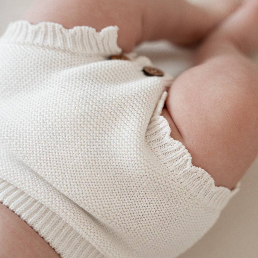 KNIT RUFFLE SET