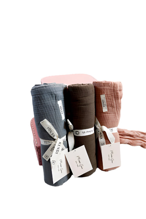 MUSLIN SWADDLE